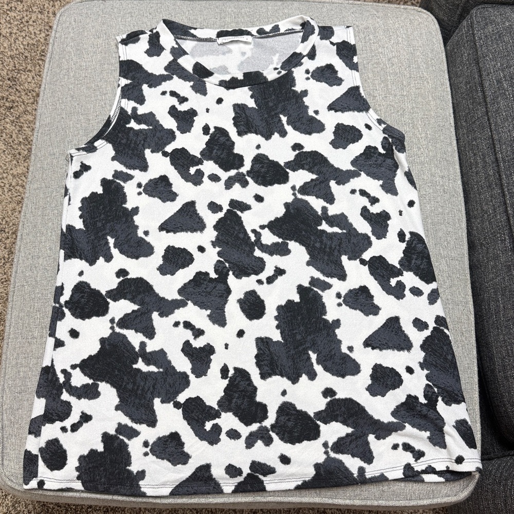 Black and White Patterned Tank Top